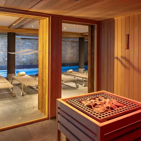 Mont-blanc Hotel 4*