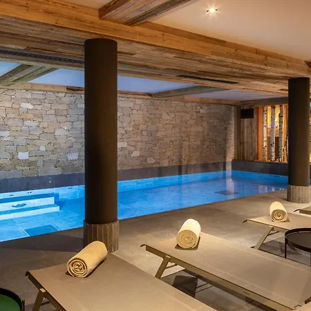 Hotel Mont-blanc 4*