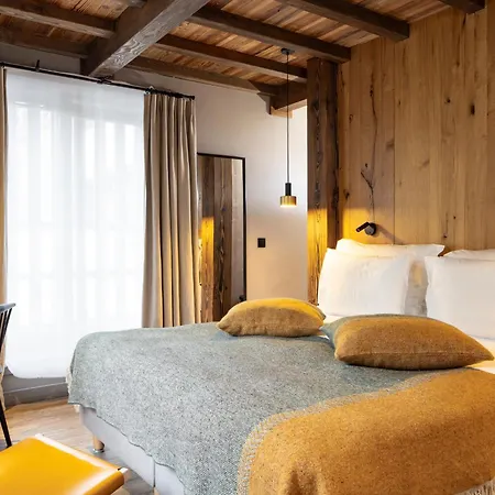 Mont-blanc Hotel 4*