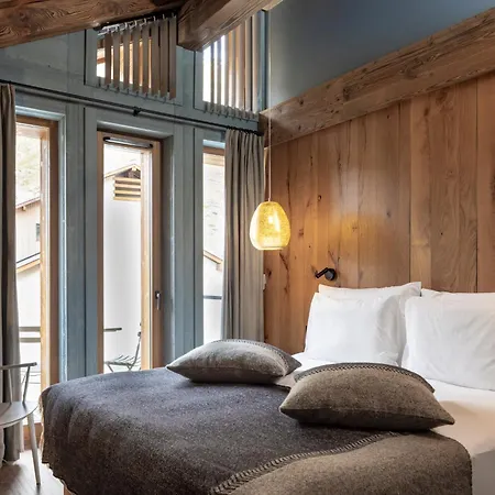 Hotel Mont-blanc Val-dʼIsère