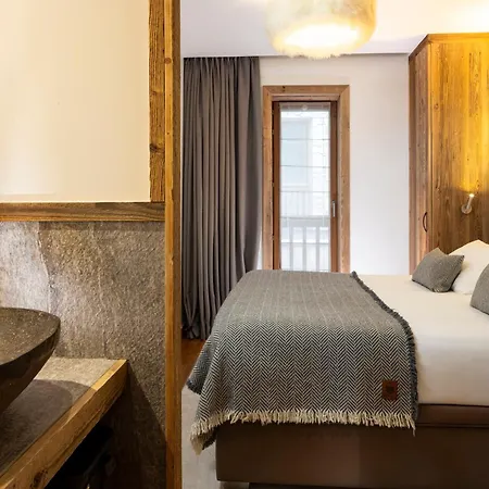 Mont-blanc Hotel 4*