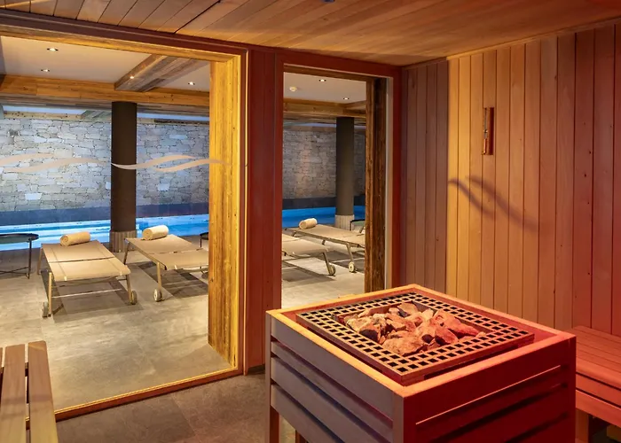 Mont-blanc Hotel 4*